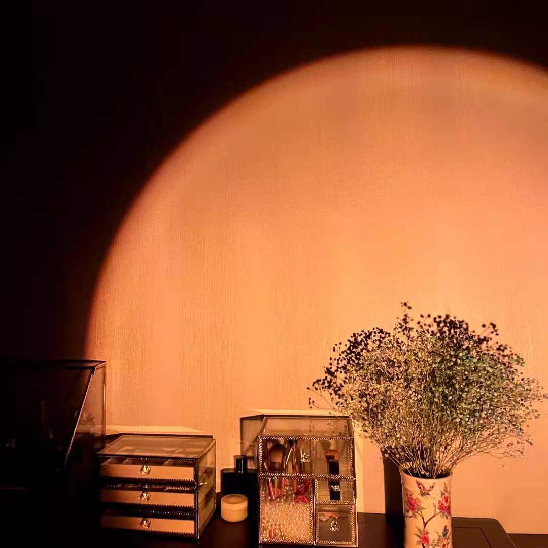 Cozy Ember sunset projection lamp, orange sunset glow